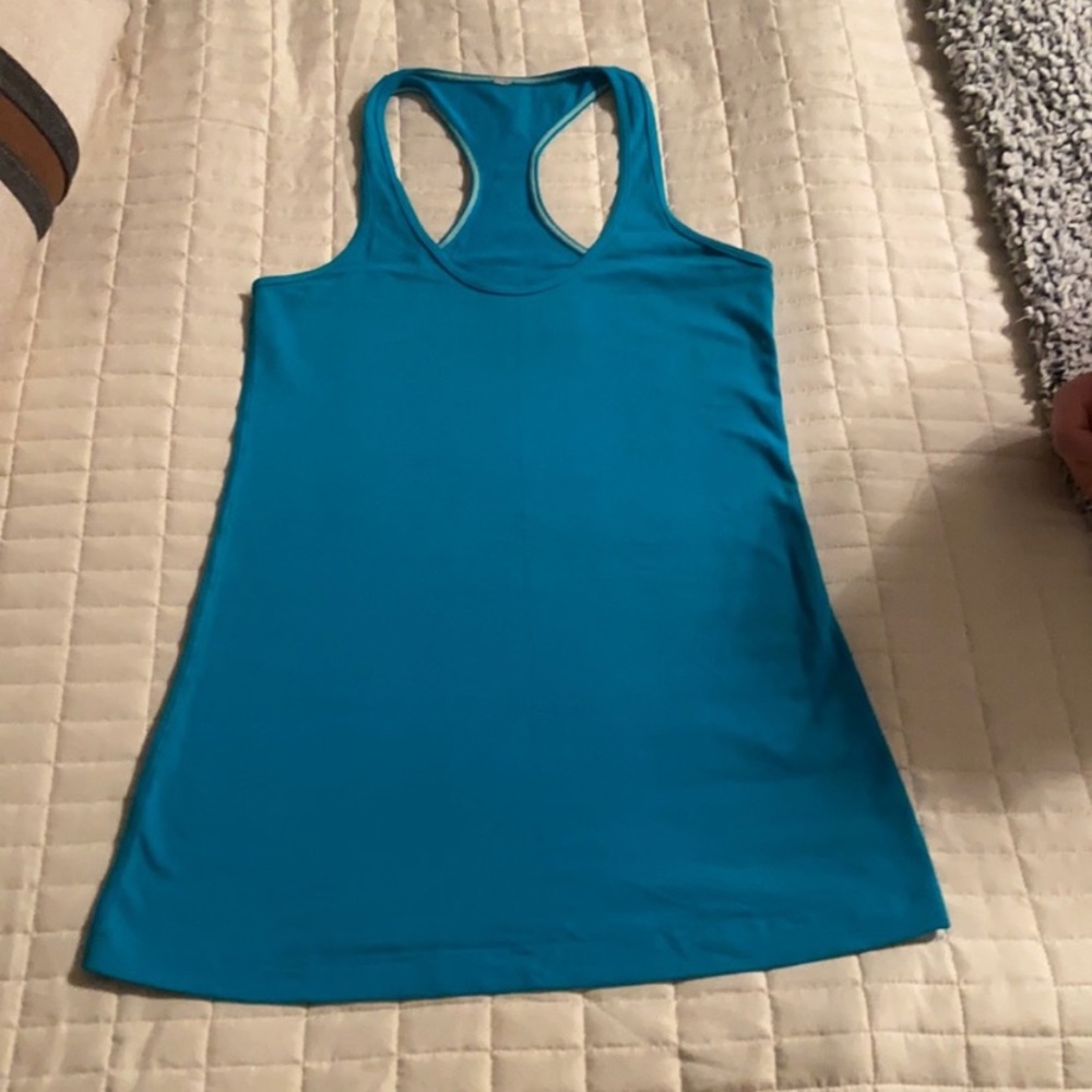 Lululemon Tank Top !!